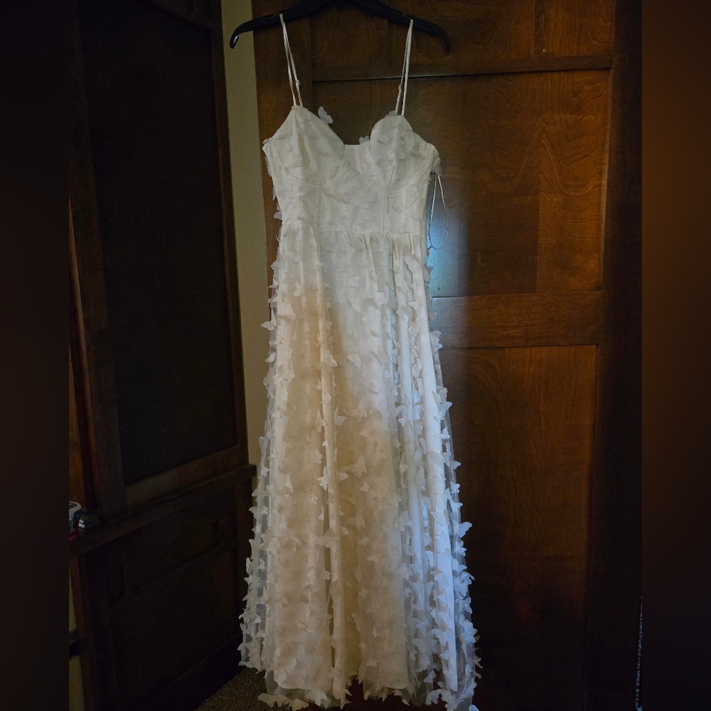 Thirty/Thirty 3D Butterfly Cream White Lace Up Maxi Dress New With Tags!